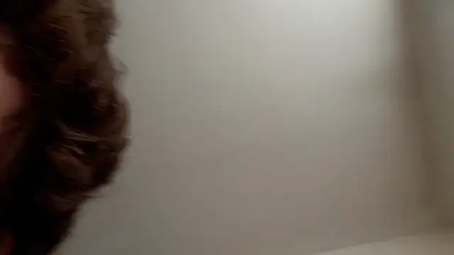 smaiib0y Chat XXX in diretta