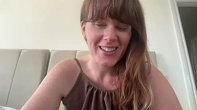 Chat XXX en directo de redheadrosie69