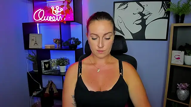FUN_AMI Adlı Modelin Canlı XXX Sohbeti