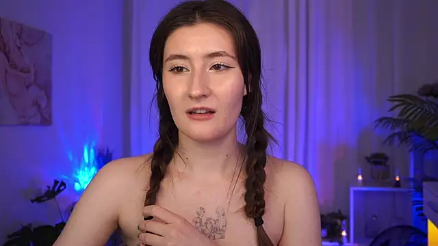 XXX chat uživo modela MayShawty