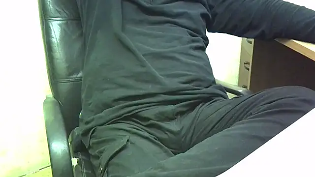nikdov3 XXX чат на живо