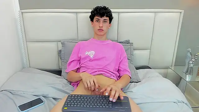 XXX chat uživo modela thom_ames