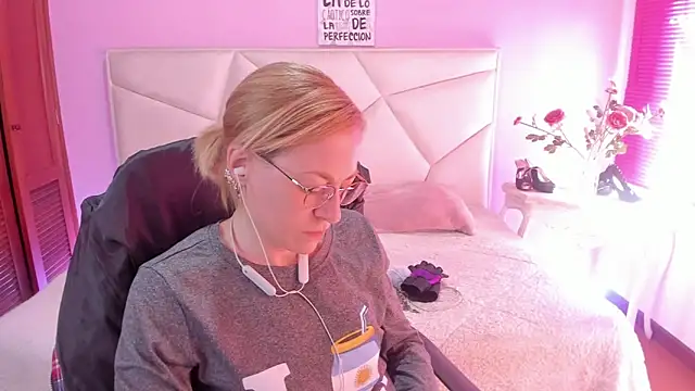 SammySanders Chat XXX live