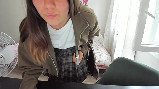 MashkaRay élő XXX-chatje