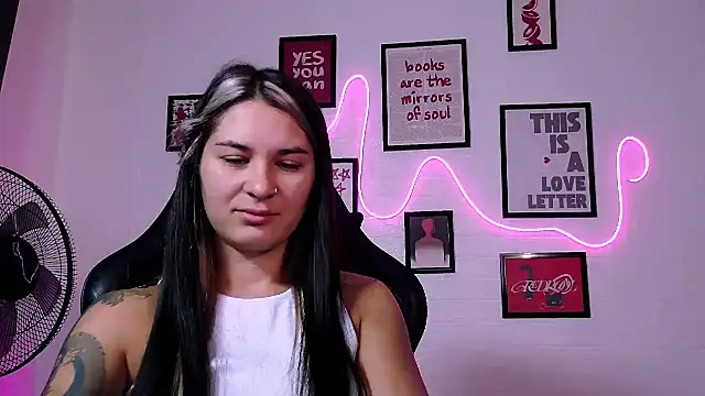 AlisaFrost – Live XXX-chat
