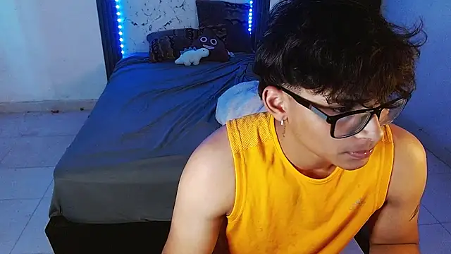 Chat XXX ao vivo de Mr_yisuzz