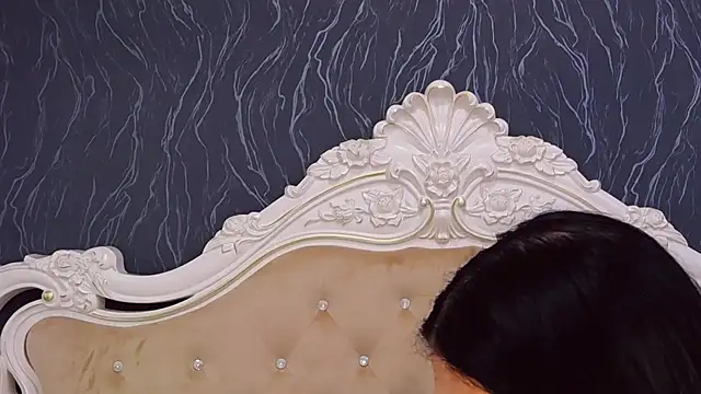 Lauren_Saint লাইভ XXX চ্যাট