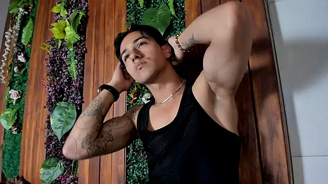 Andy_Joy_ Adlı Modelin Canlı XXX Sohbeti