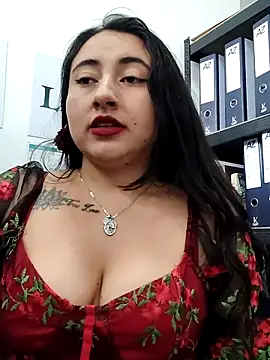 Chat +18 de _Sarah-Office1 ao vivo