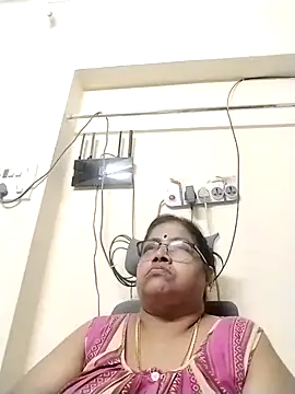 bigbum68's Live XXX Chat