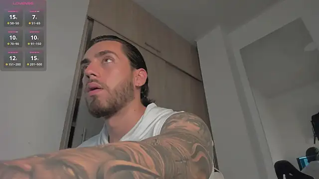 Axel__Blaze live XXX chat