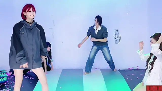 HOT-dance520S: онлайн-секс-чат
