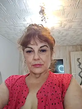 cutewoman67 élő XXX-chatje