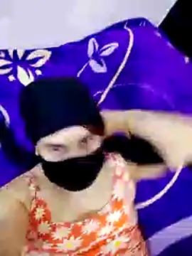 banouti28 Chat XXX in diretta
