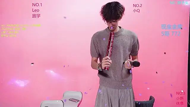 Victoryboy-999 现场XXX聊天