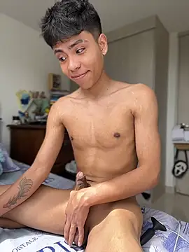 MaxiWildd Live XXX-Chat
