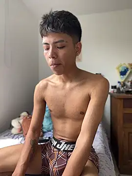 Chat XXX en directo de MaxiWildd