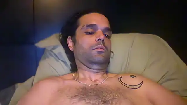 icebergslim281 লাইভ XXX চ্যাট