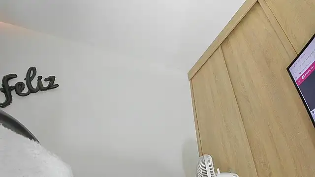 Austin_Bitch 即時 XXX 聊天