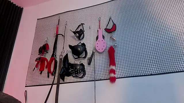 Issafoxx's Live XXX Chat