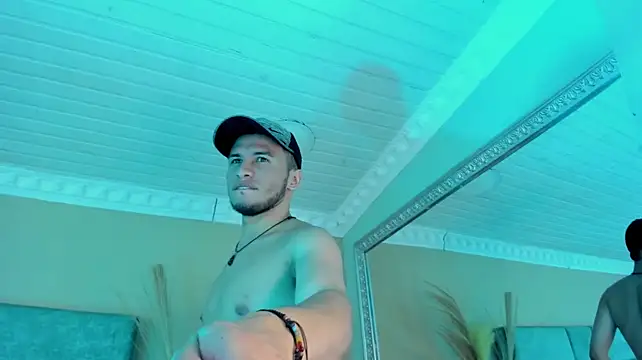 צ'אט XXX בשידור חי של TomasDuquee