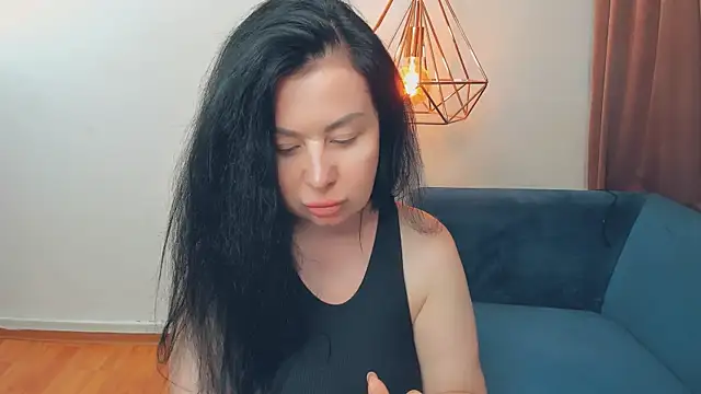 BrilliantGirll's Live XXX Chat