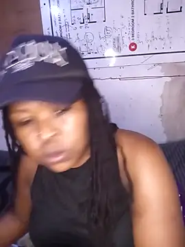 NosieB Live XXX-Chat