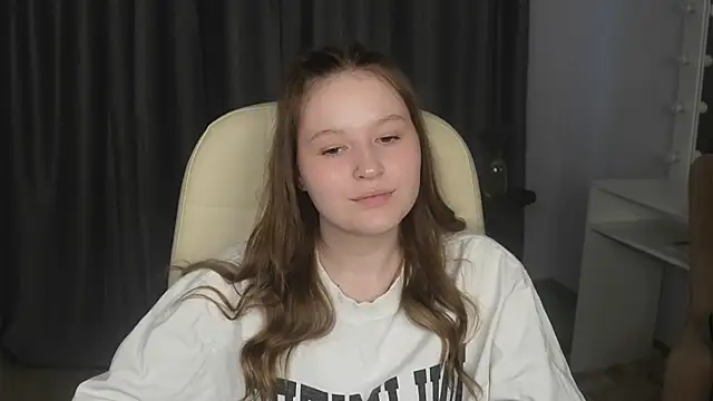 XXX chat uživo modela RenateThi