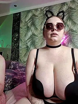 Czat XXX na żywo – Caramel_pussy