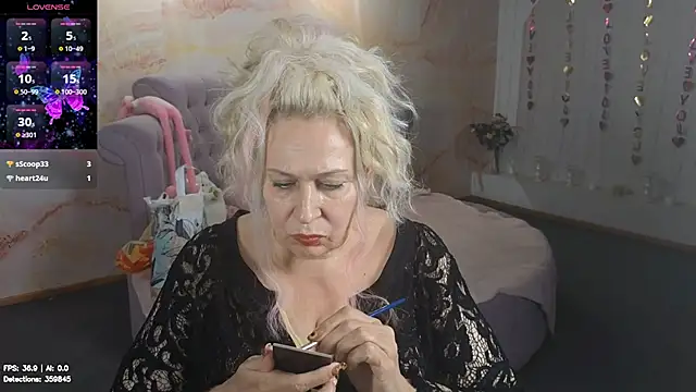 צ'אט XXX בשידור חי של Penelope_Pinky