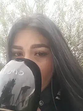Gabriellaa27_'s Live XXX Chat