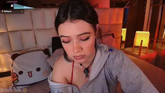 emmy_wattsoon's Live XXX Chat