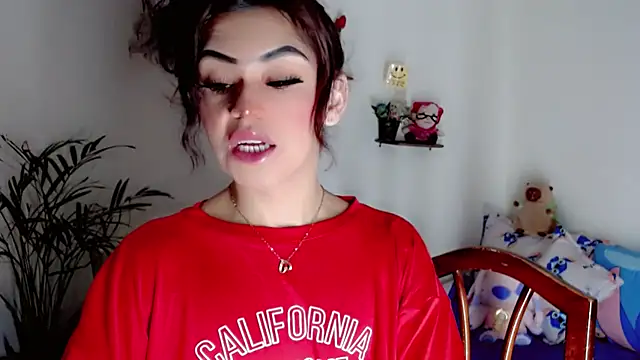 NathalialLooes' Live XXX Chat