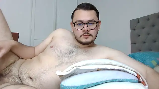SubBoy_bear Adlı Modelin Canlı XXX Sohbeti