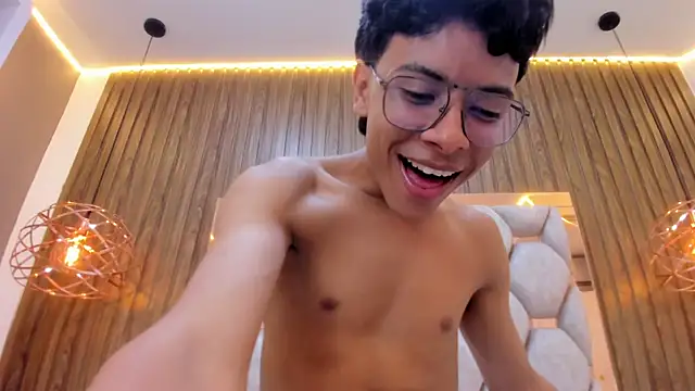 adams_bobby Obrolan Langsung XXX