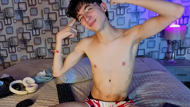 Twink_Sebas7 – Naživo XXX chat