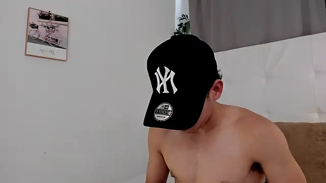 Alejo-and-Thiago Webcam show