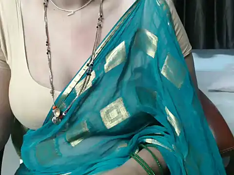 sunitha-3 Adlı Modelin Canlı XXX Sohbeti