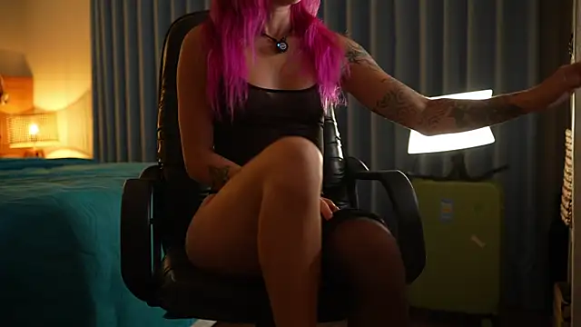 Sarah_PinkのライブXXXチャット