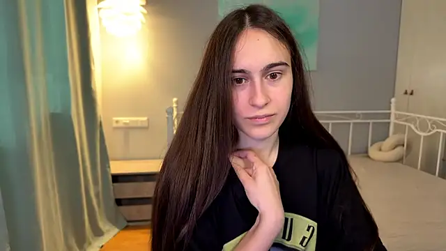 AliceKolltt 现场XXX聊天