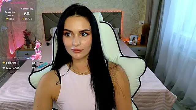 Chat XXX ao vivo de MilaaSweety