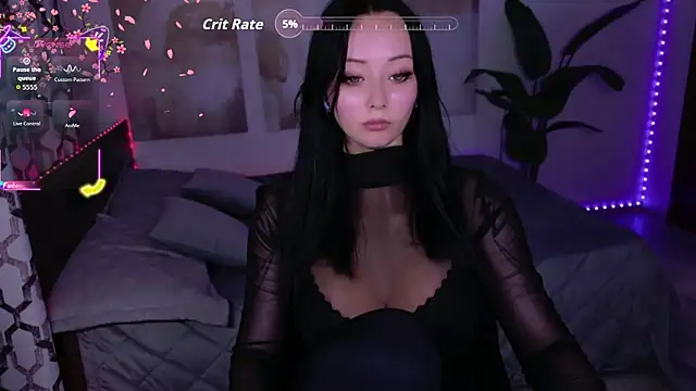 EliseLion Chat XXX in diretta