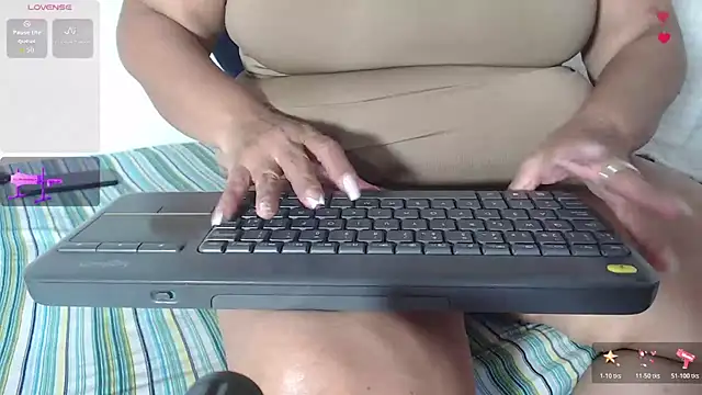 BiirdyDavis – Naživo XXX chat