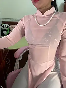 ___Erin___ XXX чат на живо