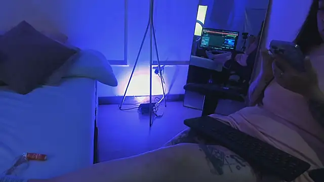 Chat XXX Live tifannyy_1dh