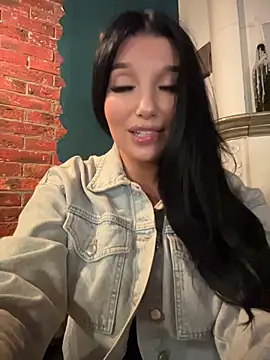 XXX chat uživo modela Tisha_Busty