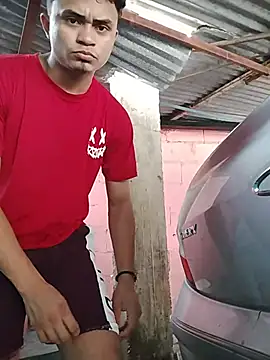 Czat XXX na żywo – HOTRAINYGOLDEN