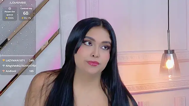 Kendall-Moll's Live XXX Chat