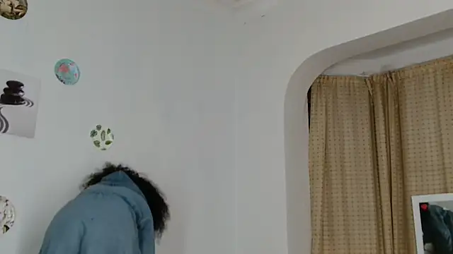 ConnieSmall24's Live XXX Chat