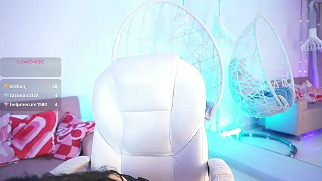 VioletJoness_'s Live XXX Chat